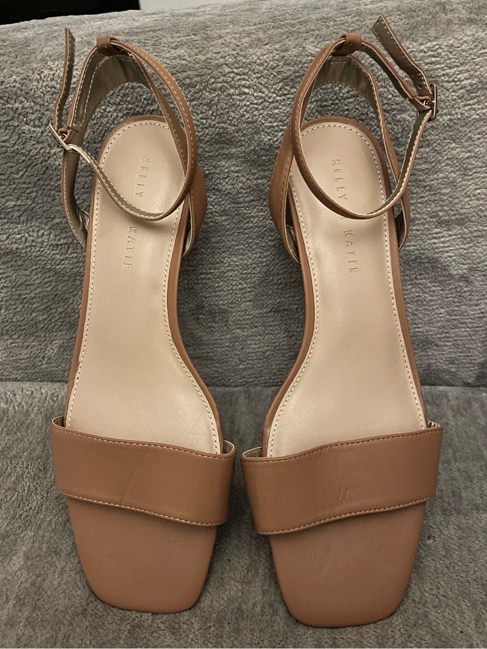 Kelly & Katie 11 Ankle Strap Block Heel Sandals Tan